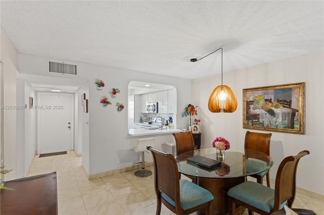 8846 W Mcnab Road 206, Tamarac, FL 33321