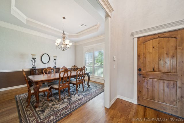 8483 N 68th East Avenue, Owasso, OK 74055