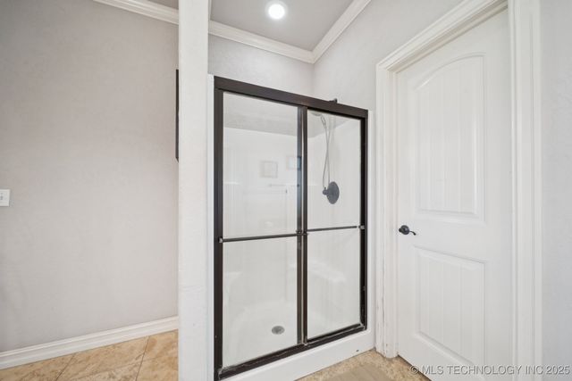 8483 N 68th East Avenue, Owasso, OK 74055