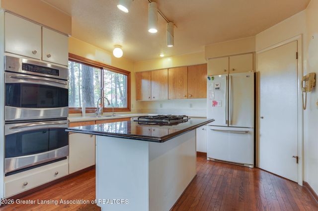 1991 Cimarron Drive, Okemos, MI 48864