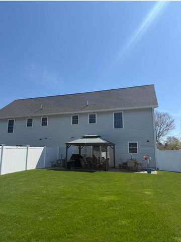 81A Foggs Lane, Seabrook, NH 03874