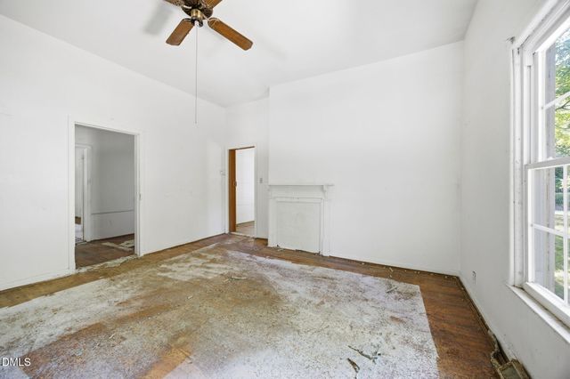 817 N Main Street, Wake Forest, NC 27587