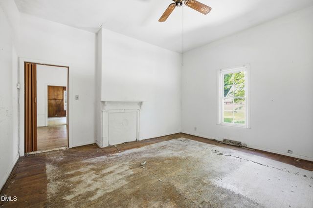 817 N Main Street, Wake Forest, NC 27587