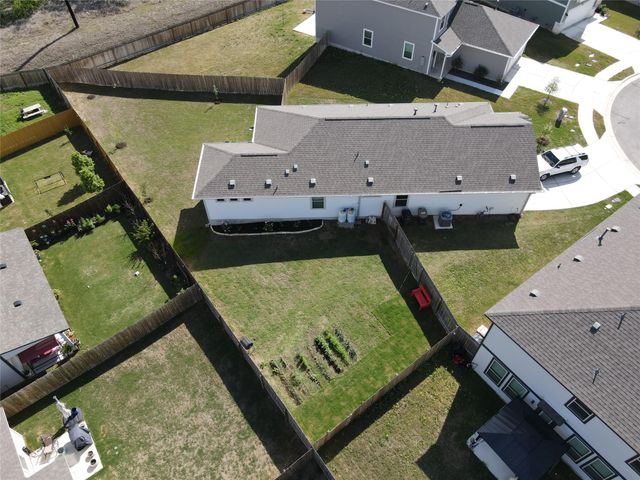 7000 Nijinsky DR, Buda, TX 78610