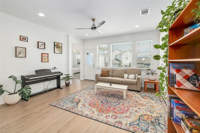 7000 Nijinsky DR, Buda, TX 78610