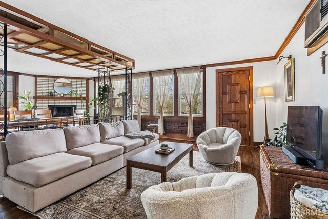 216 Argonne Road, Warsaw, IN 46580