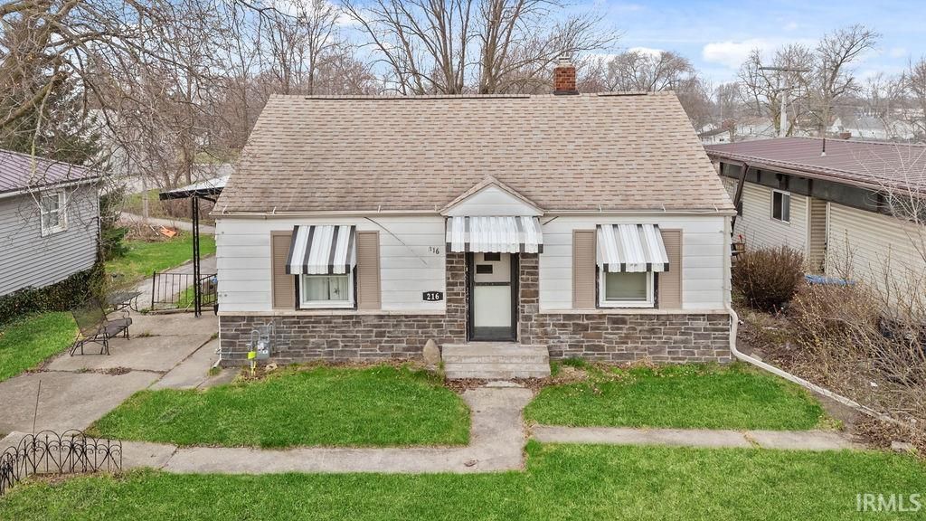 216 Argonne Road, Warsaw, IN 46580
