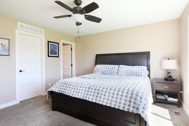 2708 16th Street SW, Altoona, IA 50009