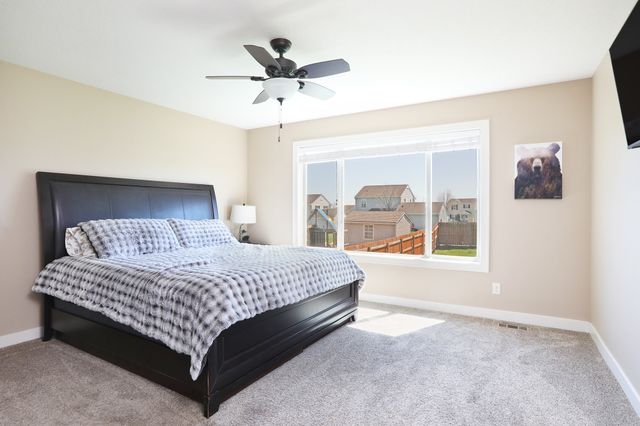 2708 16th Street SW, Altoona, IA 50009