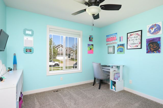 2708 16th Street SW, Altoona, IA 50009