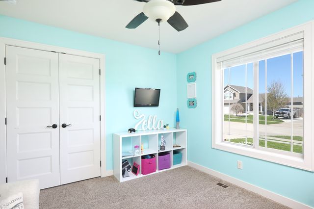 2708 16th Street SW, Altoona, IA 50009