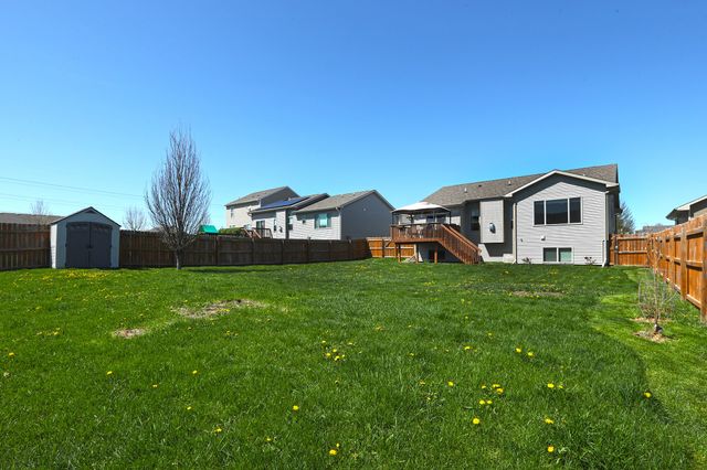 2708 16th Street SW, Altoona, IA 50009