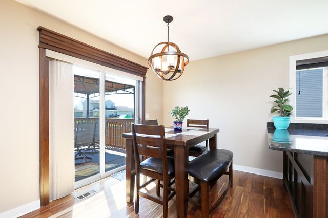 2708 16th Street SW, Altoona, IA 50009