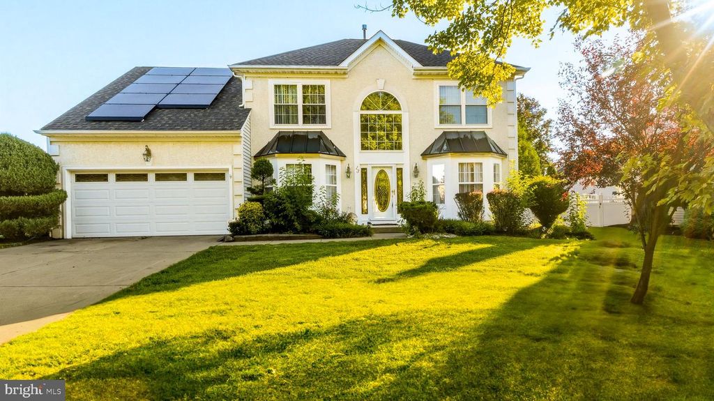 13 FOX HOLLOW LN, Sewell, NJ 08080