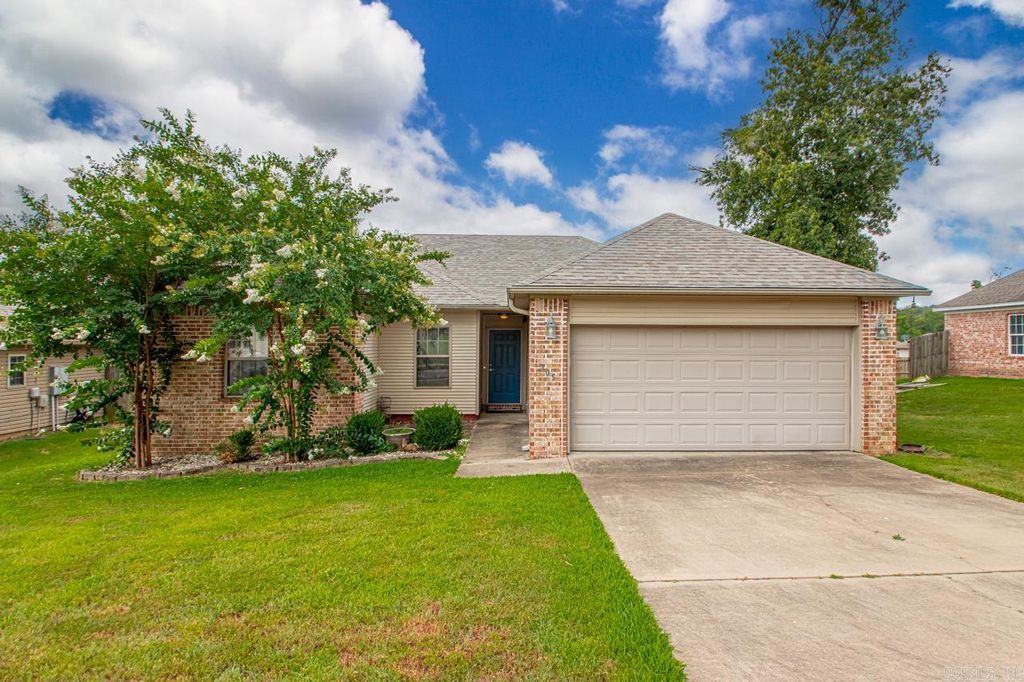 705 Fair Lane, Alexander, AR 72002