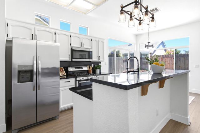 8665 Aviary Woods Way, Elk Grove, CA 96524