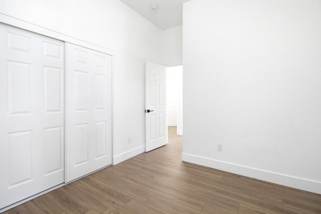 8665 Aviary Woods Way, Elk Grove, CA 96524