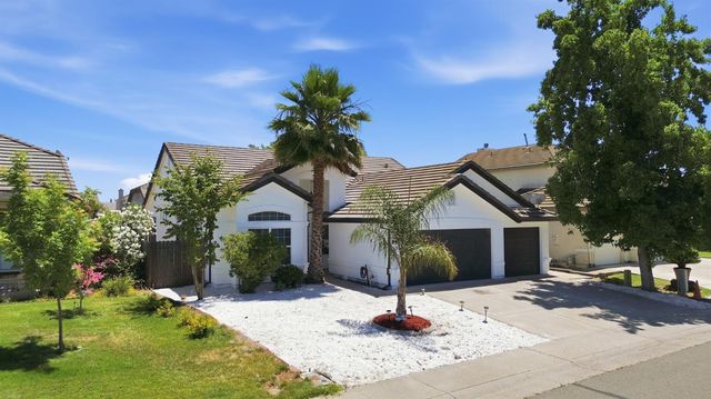 8665 Aviary Woods Way, Elk Grove, CA 96524