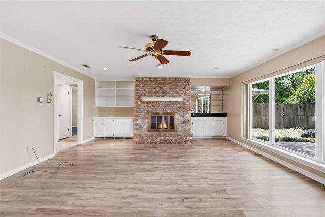 4328 Winding Way, Benbrook, TX 76126