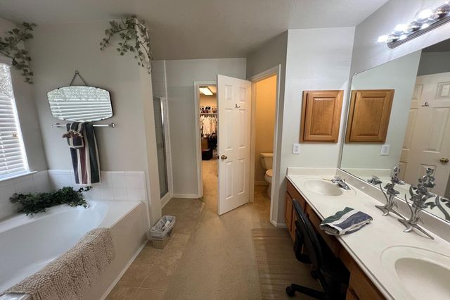 3650 Lakearies Lane, Katy, TX 77449