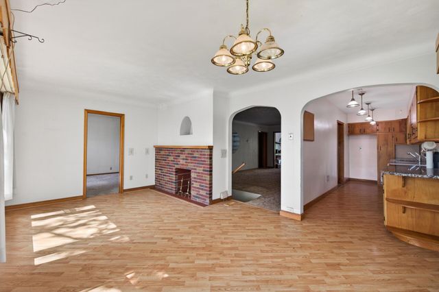 450 W Horseshoe Drive, Shoreview, MN 55126