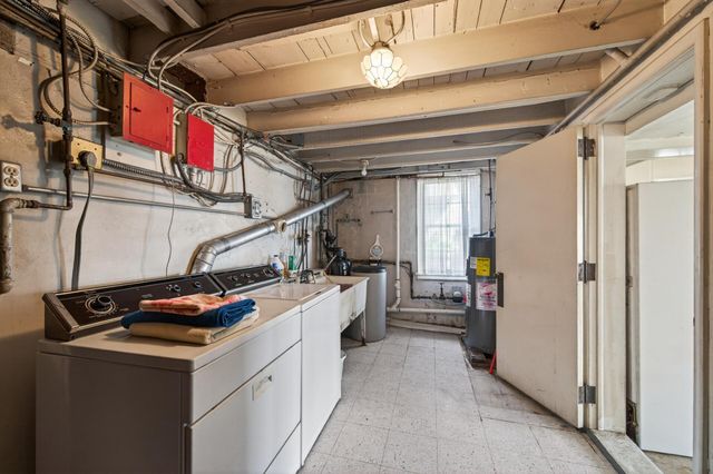 450 W Horseshoe Drive, Shoreview, MN 55126