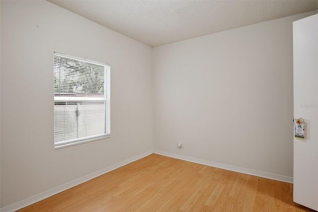 1510 E NAVAJO AVENUE, Tampa, FL 33612