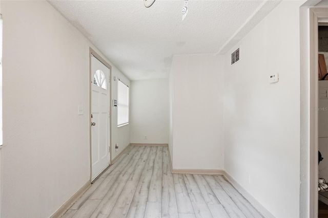 1510 E NAVAJO AVENUE, Tampa, FL 33612