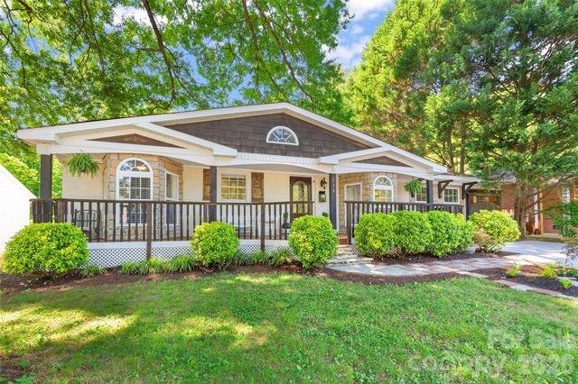 138 Wyanoke Avenue, Charlotte, NC 28205