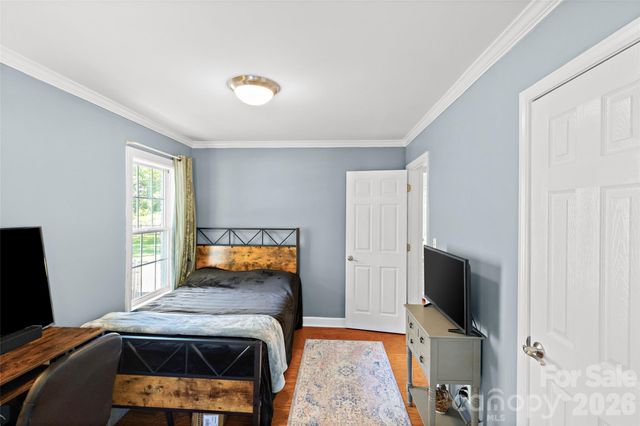 138 Wyanoke Avenue, Charlotte, NC 28205