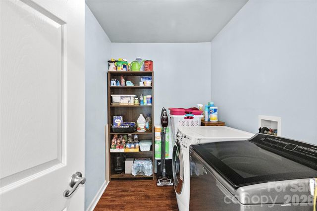 138 Wyanoke Avenue, Charlotte, NC 28205