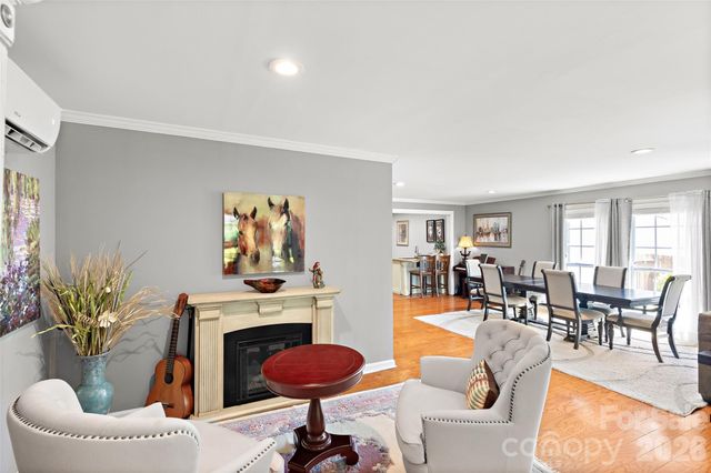 138 Wyanoke Avenue, Charlotte, NC 28205