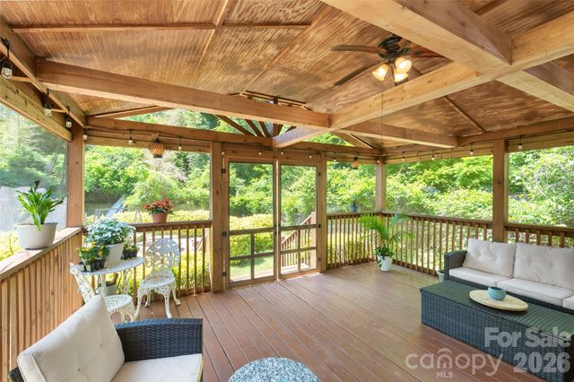 138 Wyanoke Avenue, Charlotte, NC 28205