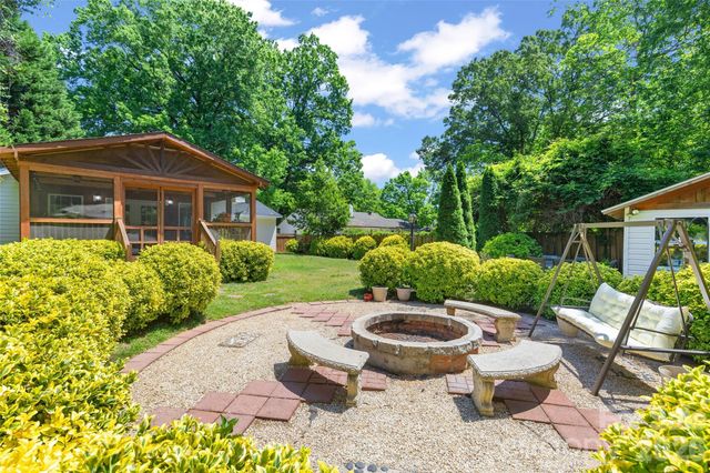 138 Wyanoke Avenue, Charlotte, NC 28205