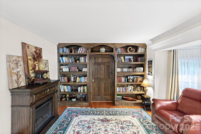 138 Wyanoke Avenue, Charlotte, NC 28205