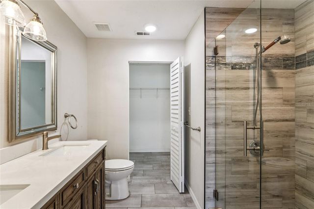 9730 LAKE CHASE ISLAND WAY 9730, Tampa, FL 33626