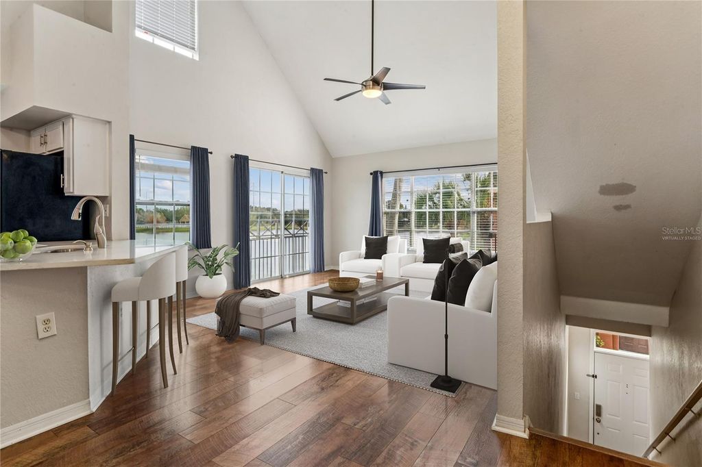 Image 3 of property listing at 9730 LAKE CHASE ISLAND WAY 9730, Tampa, FL 33626