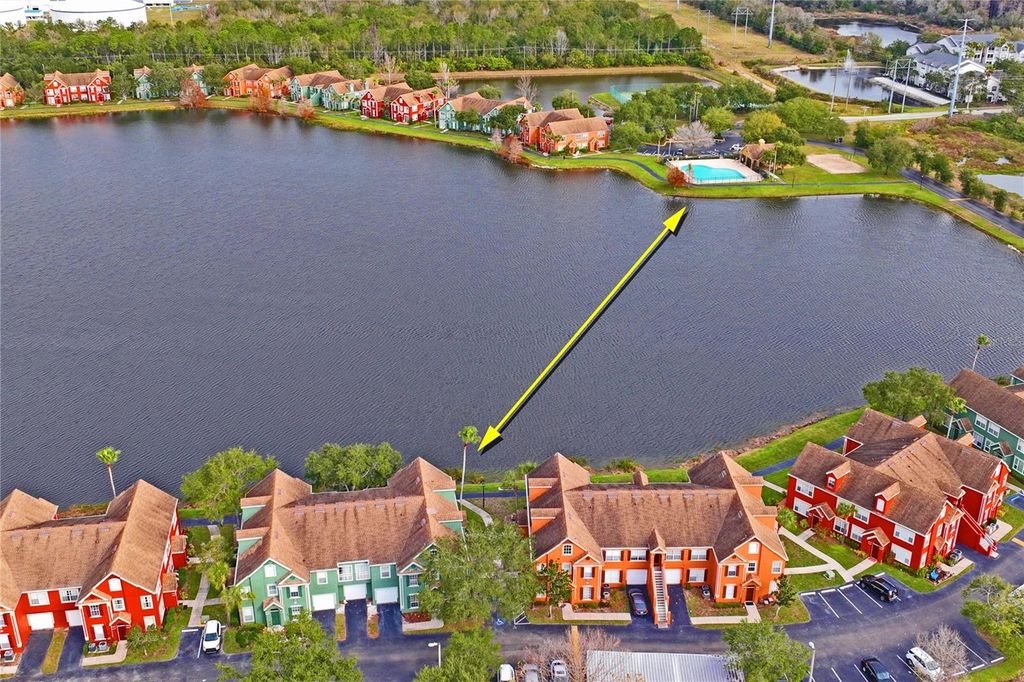 Image 33 of property listing at 9730 LAKE CHASE ISLAND WAY 9730, Tampa, FL 33626