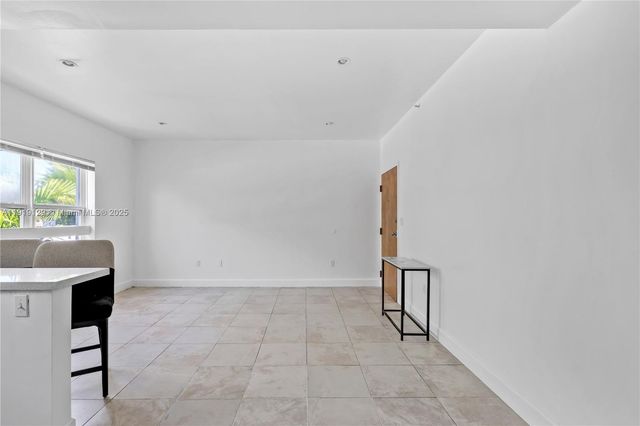 1542 Drexel Ave 306, Miami Beach, FL 33139