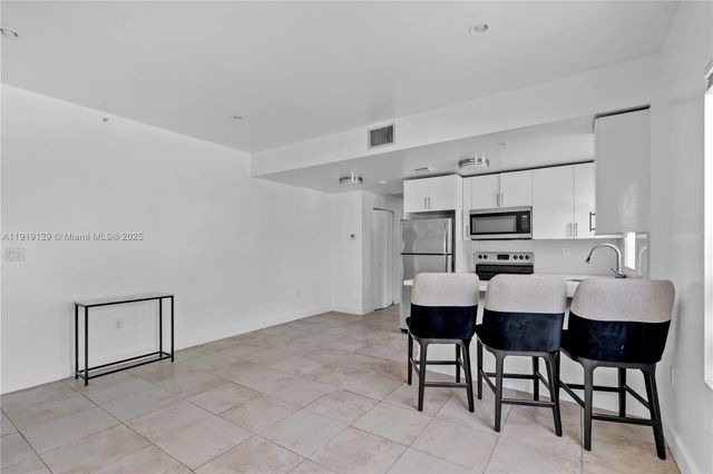 1542 Drexel Ave 306, Miami Beach, FL 33139