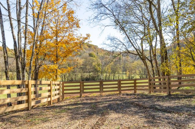 499 Tallent Rd, Pulaski, TN 38478