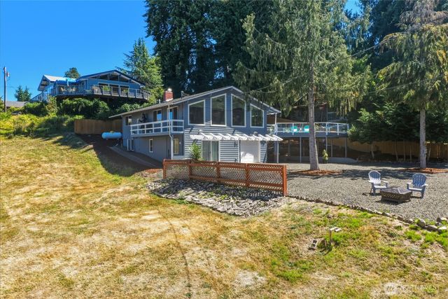 10142 Steamboat Island Road NW, Olympia, WA 98502