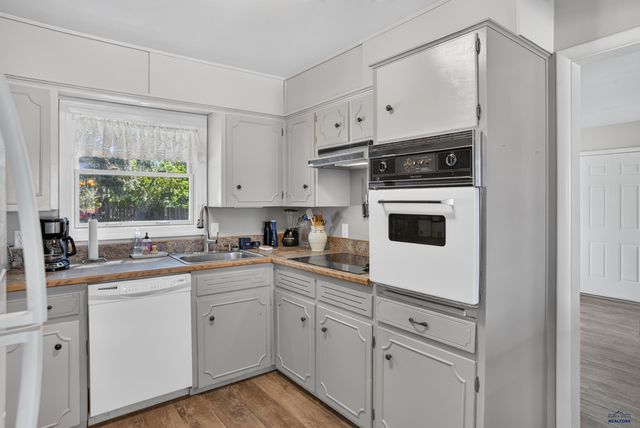 3317 W ST CLOUD, Rapid City, SD 57702