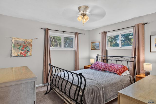 3317 W ST CLOUD, Rapid City, SD 57702