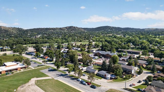 3317 W ST CLOUD, Rapid City, SD 57702