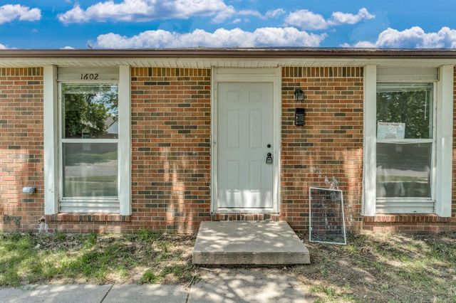 1602 E Catalina St, Wichita, KS 67216