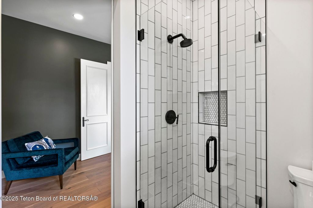 6625 N UPPER CASCADE Drive, Jackson, WY 83001 photo 43