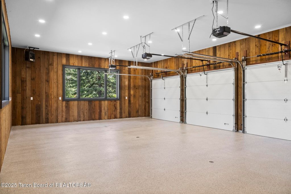 6625 N UPPER CASCADE Drive, Jackson, WY 83001 photo 51