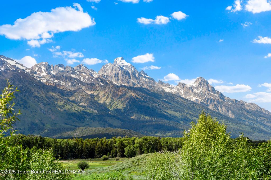 6625 N UPPER CASCADE Drive, Jackson, WY 83001 photo 53