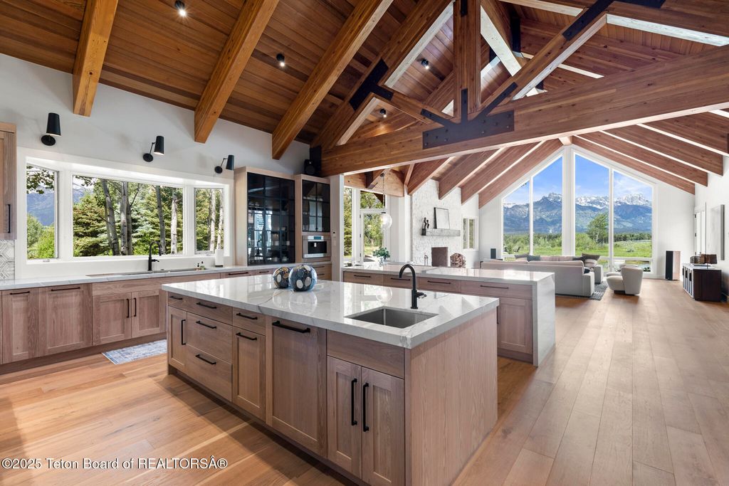 6625 N UPPER CASCADE Drive, Jackson, WY 83001 photo 8